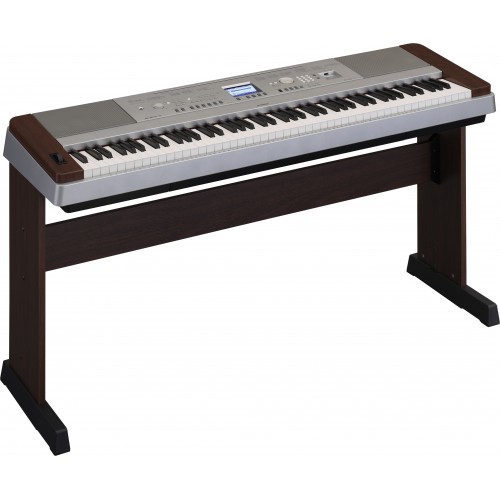 Yamaha Digital Piano DGX-640